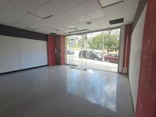 Local comercial en venta en Via Europa - Parc Central en Mataró