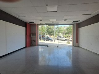 Local comercial en venta en Via Europa - Parc Central en Mataró