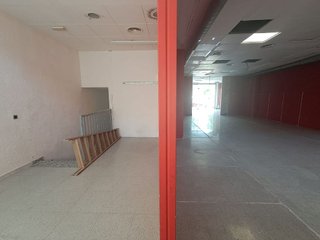 Local comercial en venta en Via Europa - Parc Central en Mataró