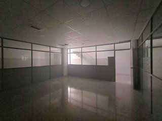 Local comercial en venta en Via Europa - Parc Central en Mataró