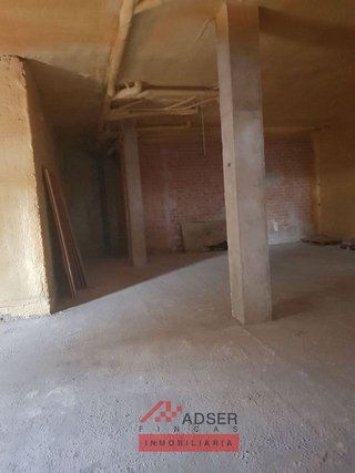 Local comercial en alquiler en Portillejo - Valdegastea en Logroño