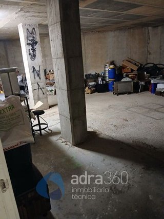 Local comercial en alquiler en San Adrián - La Cava en Logroño