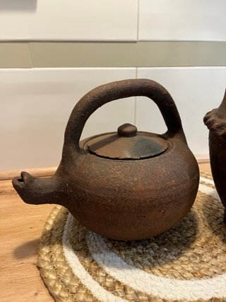 Giocattoli in argilla rustici antichi decorativi