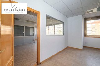 Oficina en alquiler en Arcas Reales - Pinar del Jalón en Valladolid