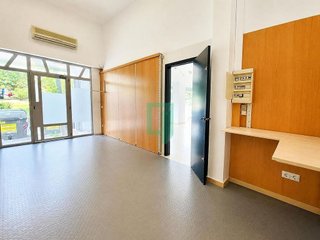 Local comercial en venta en Montigalà -Sant Crist en Badalona