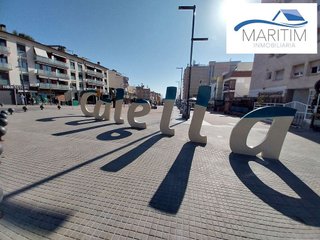 Garaje en venta en Calella