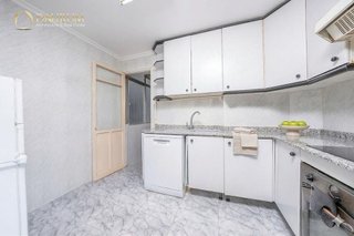 Piso en venta en Carolinas Altas en Alicante