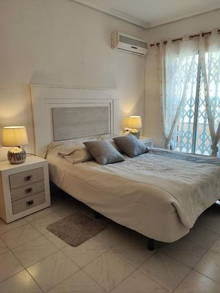 Casa adosada en venta en Torrelamata - La Mata en Torrevieja