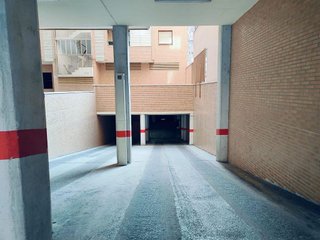 Garaje en alquiler en Parque de los Cineastas en Zaragoza
