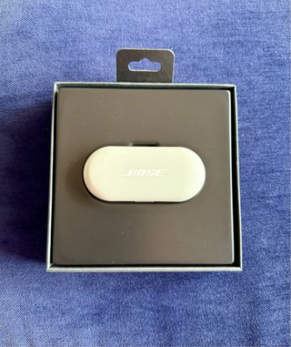 Auriculares Bose Sport Earbuds sin uso