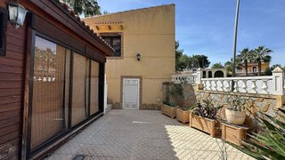 Chalet en venta en Los Balcones - Los Altos del Edén en Torrevieja