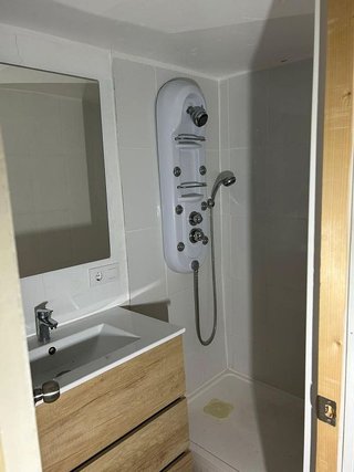 Local comercial en alquiler en Los Jardines de Marbella - La Ermita en Marbella