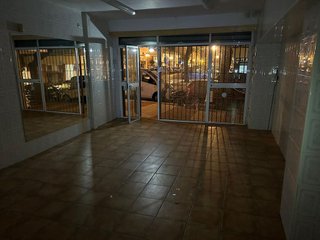 Local comercial en alquiler en Los Jardines de Marbella - La Ermita en Marbella