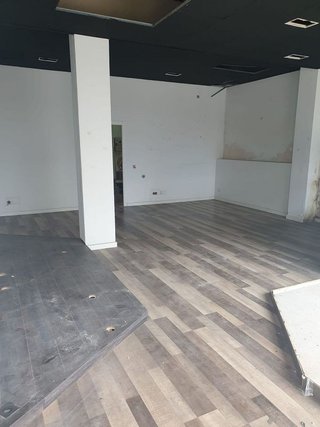 Local comercial en venta en Passeig Maragall - Zona Estació en Gavà