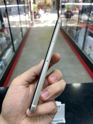 iPhone SE 3 GEN (2022) 64GB Blanco
