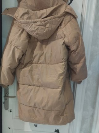 Abrigo acolchado largo mujer beige