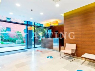 Oficina en alquiler en Les Corts en Barcelona