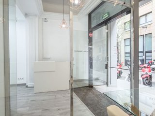Local comercial en alquiler en Sant Gervasi - Galvany en Barcelona