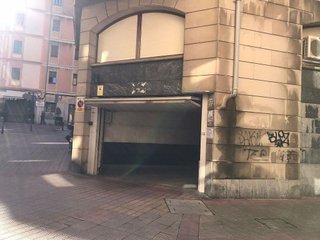 Garaje en venta en Centro - Desierto - Arrontegi en Barakaldo