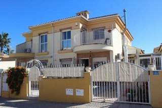 Casa adosada en venta en Campos de Golf - Villa Martin - Los Dolses en Orihuela