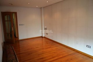 Piso en venta en Posío en Ourense