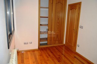 Piso en venta en Posío en Ourense