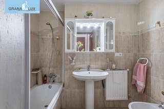 Piso en venta en Almanjáyar en Granada