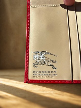 Borsa Burberry Beige e Rossa