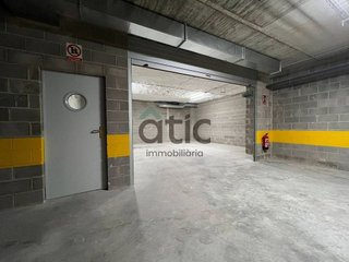 Local comercial en alquiler en Plaça Catalunya en Manresa