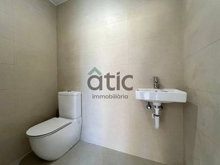 Local comercial en alquiler en Plaça Catalunya en Manresa