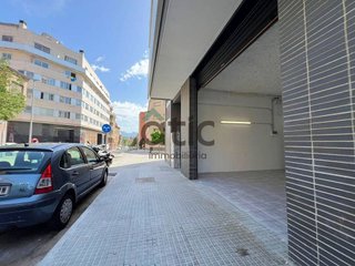 Local comercial en alquiler en Plaça Catalunya en Manresa