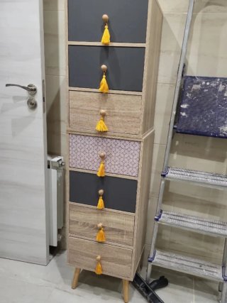 Bonita cajonera de madera