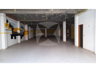 Local comercial en alquiler en Maria Auxiliadora - Barriada LLera en Badajoz