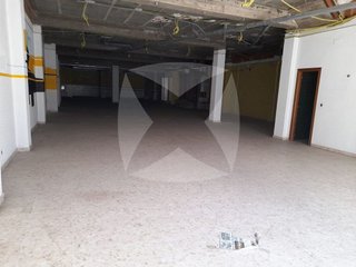 Local comercial en alquiler en Maria Auxiliadora - Barriada LLera en Badajoz