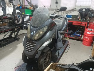 Despiece Piaggio MP3 125 Carburación
