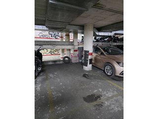 Garaje en venta en El Carmel en Barcelona