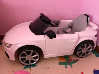 Coche eléctrico Audi TT para niños