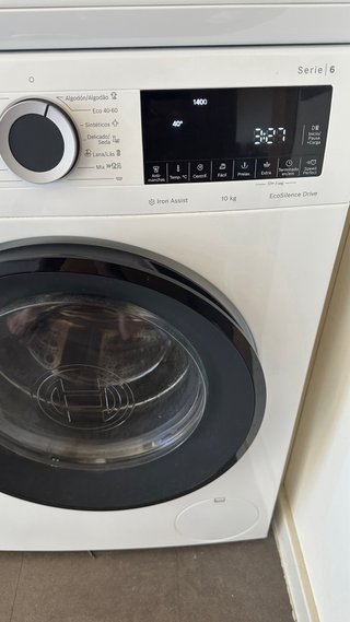 LOTE Bosch: Nevera combi + Lavadora Serie 6 (10kg)