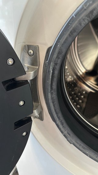 LOTE Bosch: Nevera combi + Lavadora Serie 6 (10kg)