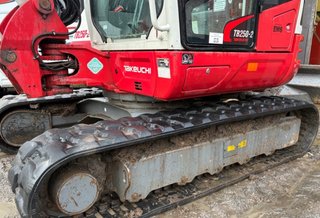 Excavadora Takeuchi TB 250-2