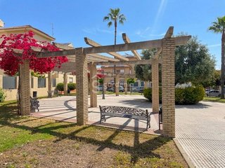 Casa adosada en venta en Castilleja de la Cuesta