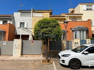 Casa adosada en venta en Castilleja de la Cuesta