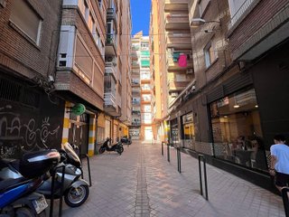 Local comercial en venta en Camino de Ronda - Rosaleda en Granada