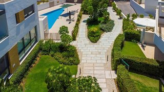 Casa adosada en alquiler en Los Naranjos - Las Brisas en Marbella