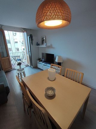 Piso en alquiler en Sant Antoni en Barcelona