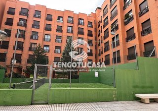 Piso en alquiler en Rejas en Madrid
