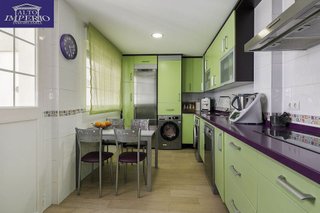 Casa adosada en venta en Zubia (La)
