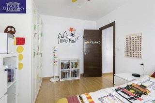 Casa adosada en venta en Zubia (La)