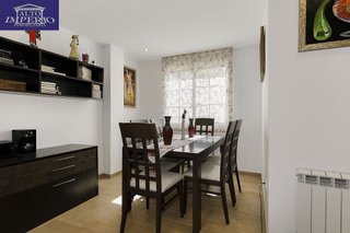 Casa adosada en venta en Zubia (La)