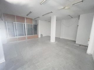 Local comercial en venta en Poligono Norte - Villegas - La Fontanilla en Sevilla